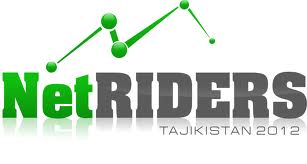 Барандаи «NetRiders Tajikistan 2012» нетбук гирифт